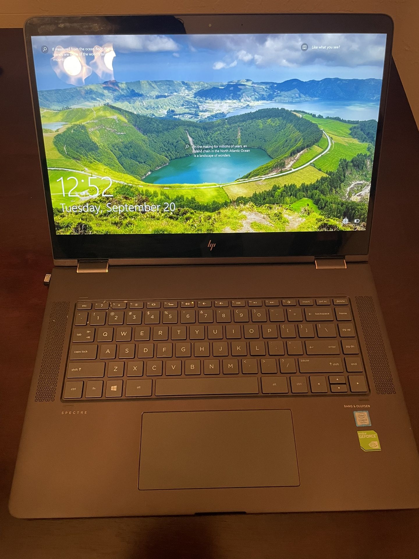 HP Spectre 15.6" laptop brown/gold i7 512gb model 15-bl112dx touchscreen