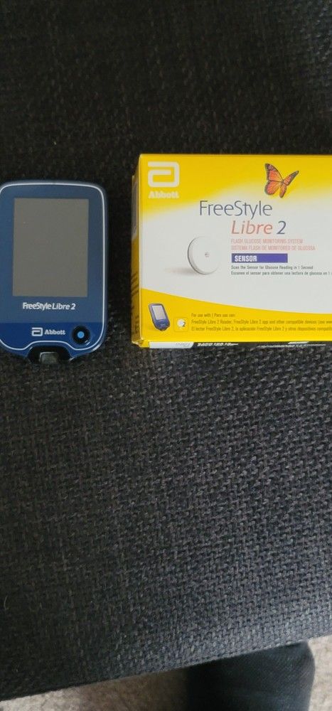 FreeStyle Libre 2 Reader and Sensor