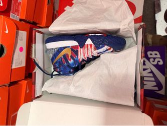BRAND NEW Nike Kybrid S2