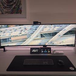LG UltraWide 49" 144 Hz Monitor