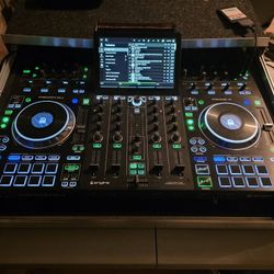 Denon DJ PRIME 4