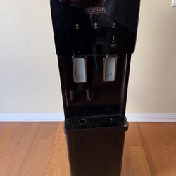 Iceman Water Dispenser With Ice Maker  Like New