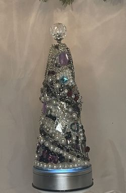 Vintage Christmas Tree “Key To My Heart”