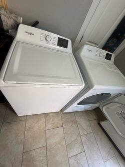 Whirlpool Washer n dryer