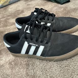 Adidas Size 10 Men Shoes 