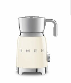 Almost new SMEG Retro 50's Style Milk Frother with 2 Disks 6 Preset Programs Hot or Cold Frothing and Induction Heating (Cream)