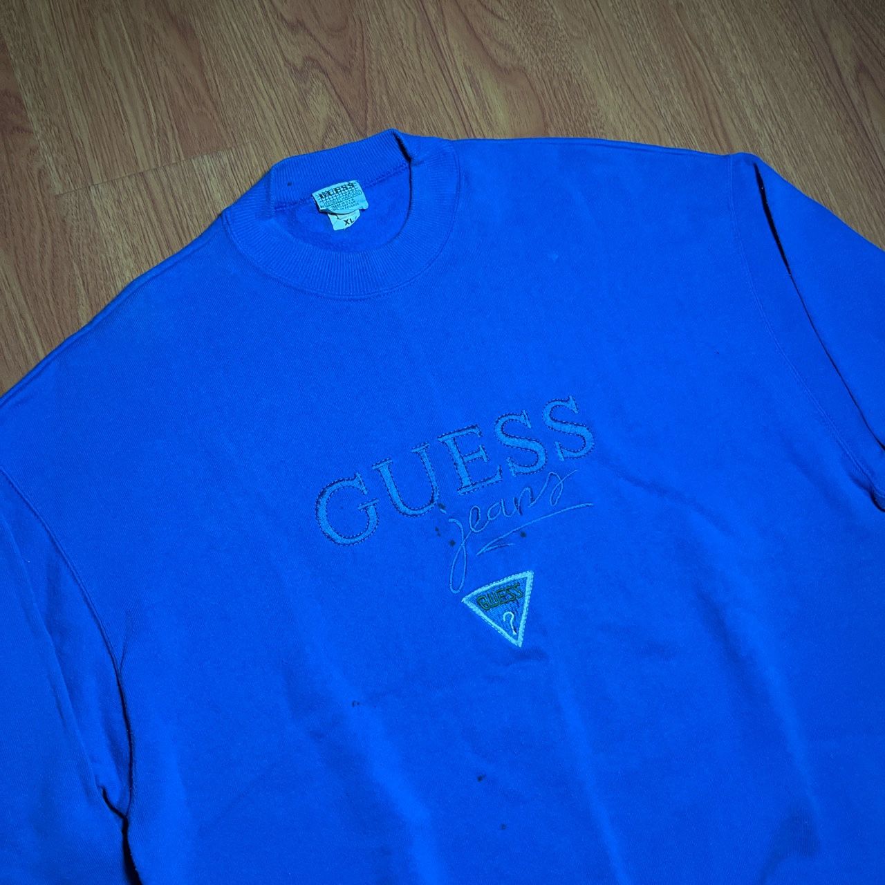 Vintage 90’s guess jeans embroidered sweater Size XL/L