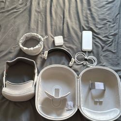Apple Vision Pro 1TB - Like New - Priced to Sell Fast