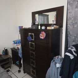 2 Oak Wood Dressers
