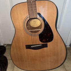 Yamaha Guitar 
