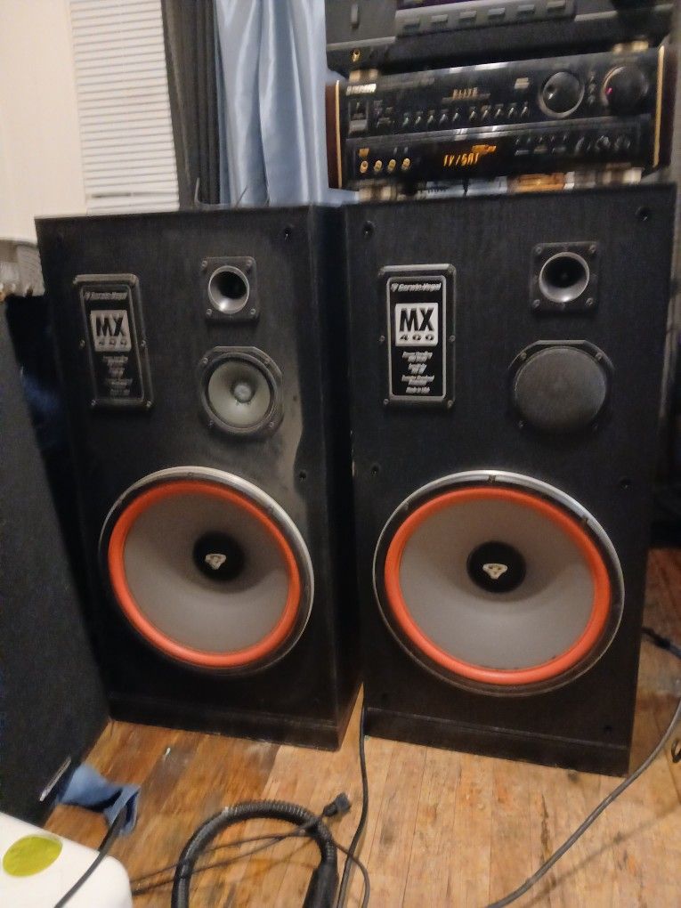 Cerwin-Vega MX400 Home Stereo Speakers w/15"