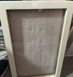 Display case  great for displaying jewelry Roy anything