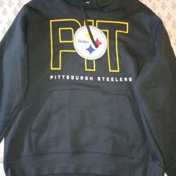 Brand New Steelers Nike Hoodie Size Large Still Has The Tags Less Than A Week Old I Paid $55 Selling For 25