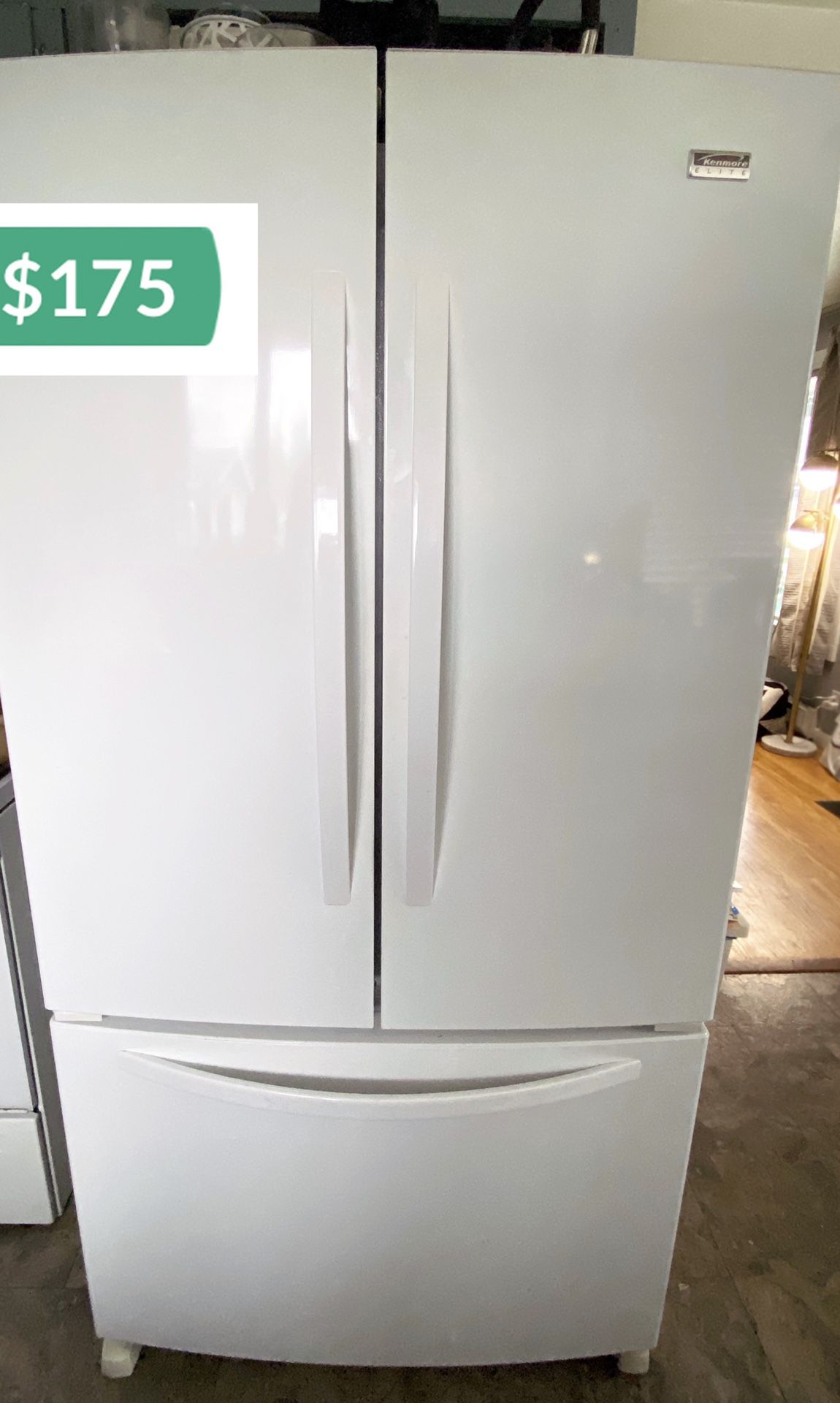 (Pending Sale) Kenmore 36” Refrigerator in white (high gloss smooth white)