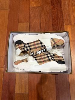 Burberry shoes