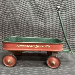 American Beauty Wagon Vintage 50s