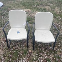 Vintage Metal Lawn Chairs 