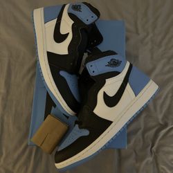 Brand New Mens Air Jordan Retro 1 UNC TOE