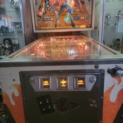 BALLY KISS  PINBALL MACHINE 1979 One of the most sought-after and collectible Pinball 