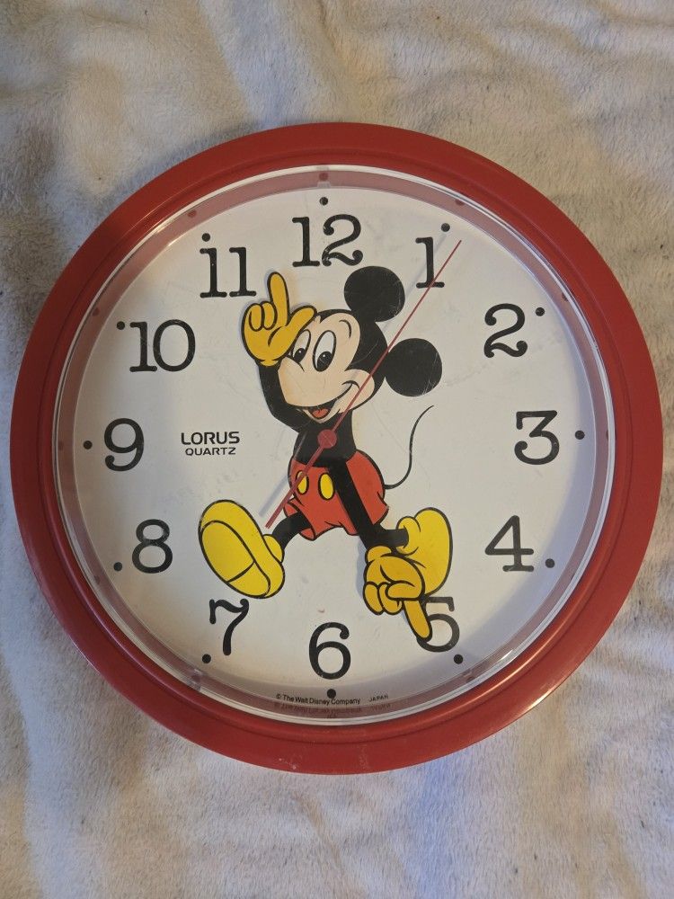 Mickey Mouse Clock