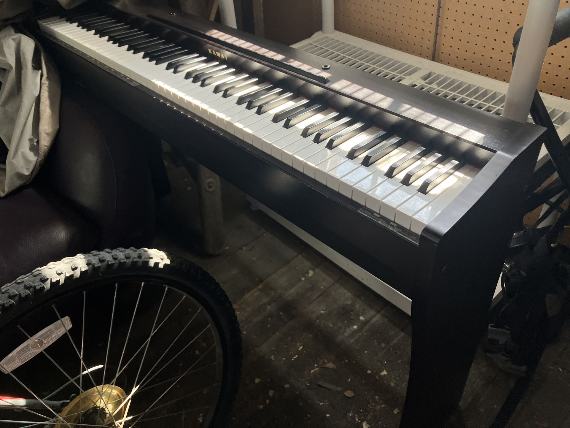 KAWAI Electric Piano Keyboard