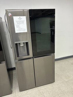 LG Side-By-Side Refrigerator with InstaView