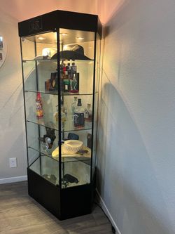 Hexagon tower display