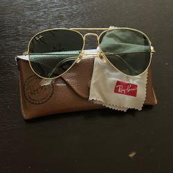 Black RayBan Sunglasses