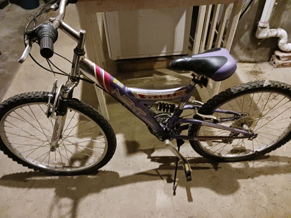 Tiara Pro Bike
