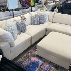 Down Feather Sectional! With Ottoman! $1,999! Easy Financing! 🏠🩷✨ 