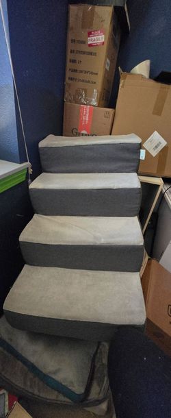 Small dog beds, soft stairs