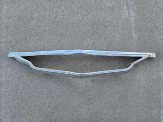 OEM 1961 Chevrolet Fullsize Car Grille Emblem Bezel Surround Trim