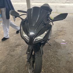 2013  kawasaki Ninja 300cc