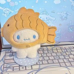 Fish Hat Cinnamoroll Plush Doll 