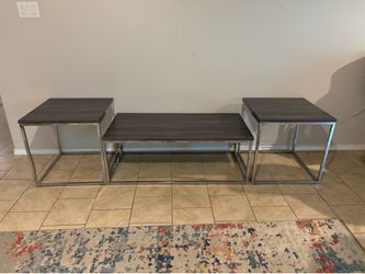 Super Nova 3-Piece Coffee & End Table Set – Modern – Excellent Condition – $225 OBO