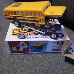1973 (Monagram) S'cool Bus Model