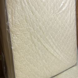 NEW KING SIZE MATTRESS AVAILABLE @ 249.99 😮