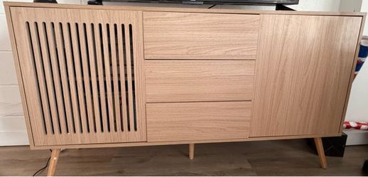 Media console
