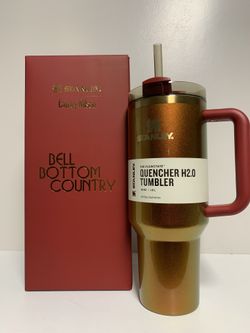 Lainey Wilson Country Gold Tumbler Cup 40oz 