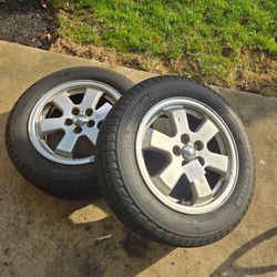 185/65/r15 Tires 🛞 