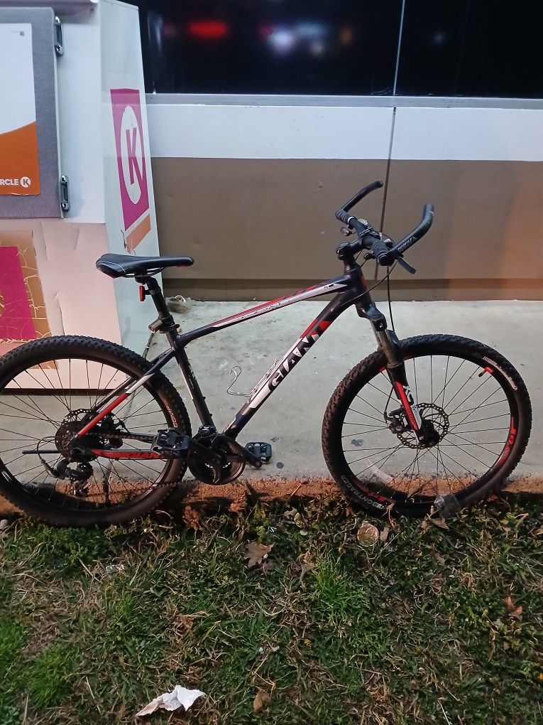 Giant ATX