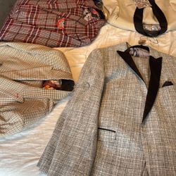 Paisley & Gray Designer Suite Collection - 44R Jackets / 36 Waist 32 Length Pants 