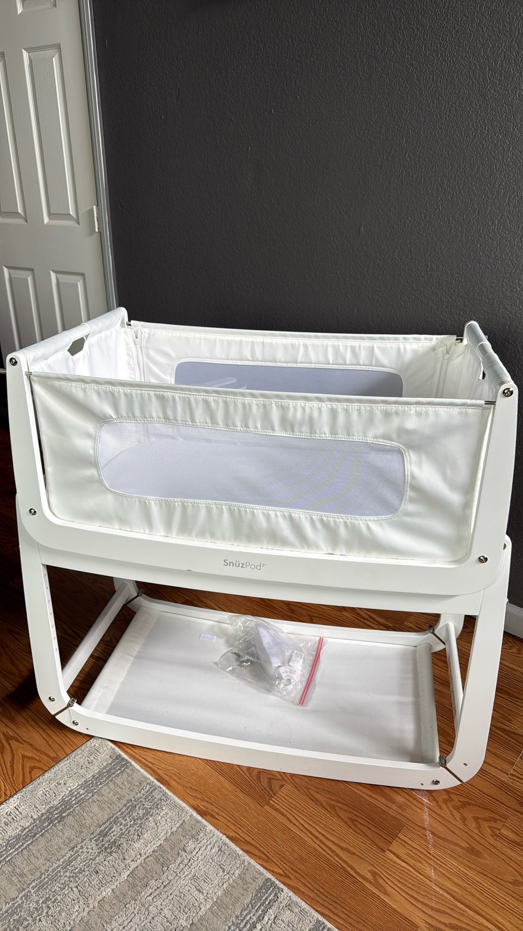 Snuzpod Baby Bassinet