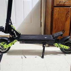 Electric scooter