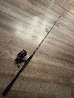 ‼️Like new. Shimano Zodias 7’ mh Vanford 2500 spinning fishing combo.