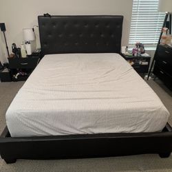 Queen Size Bed Frame With Tufted Headboard