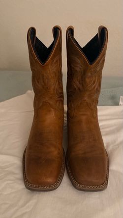 Men's Cody James Square Toe Boots size 9.5