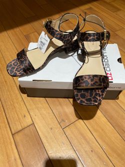 New women’s sandals