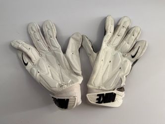 Nike Sports Wear Gloves