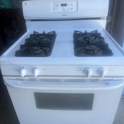 Gas Stove Kenmore 30” Wide